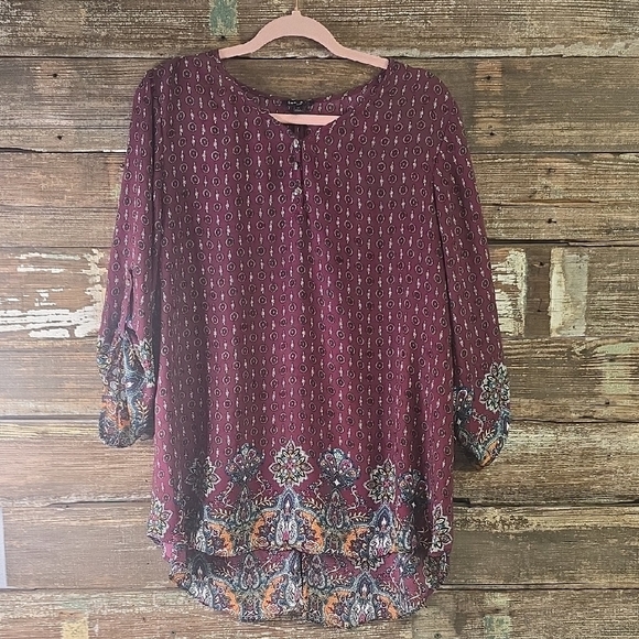 Sami & Jo Burgundy Patterned Tunic, Plus Size 1X - Picture 1 of 5